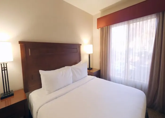 Bell Rock Hotel 3*