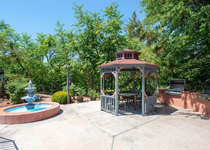 Bell Rock Hotel 3*
